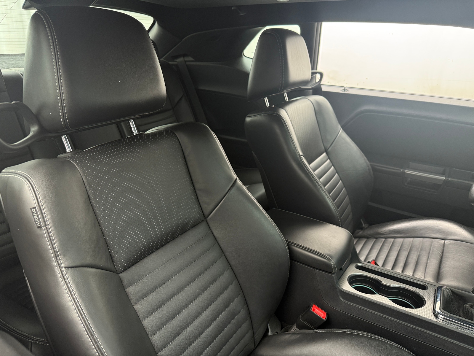 Thumbnail: 2014 Dodge Challenger - 2