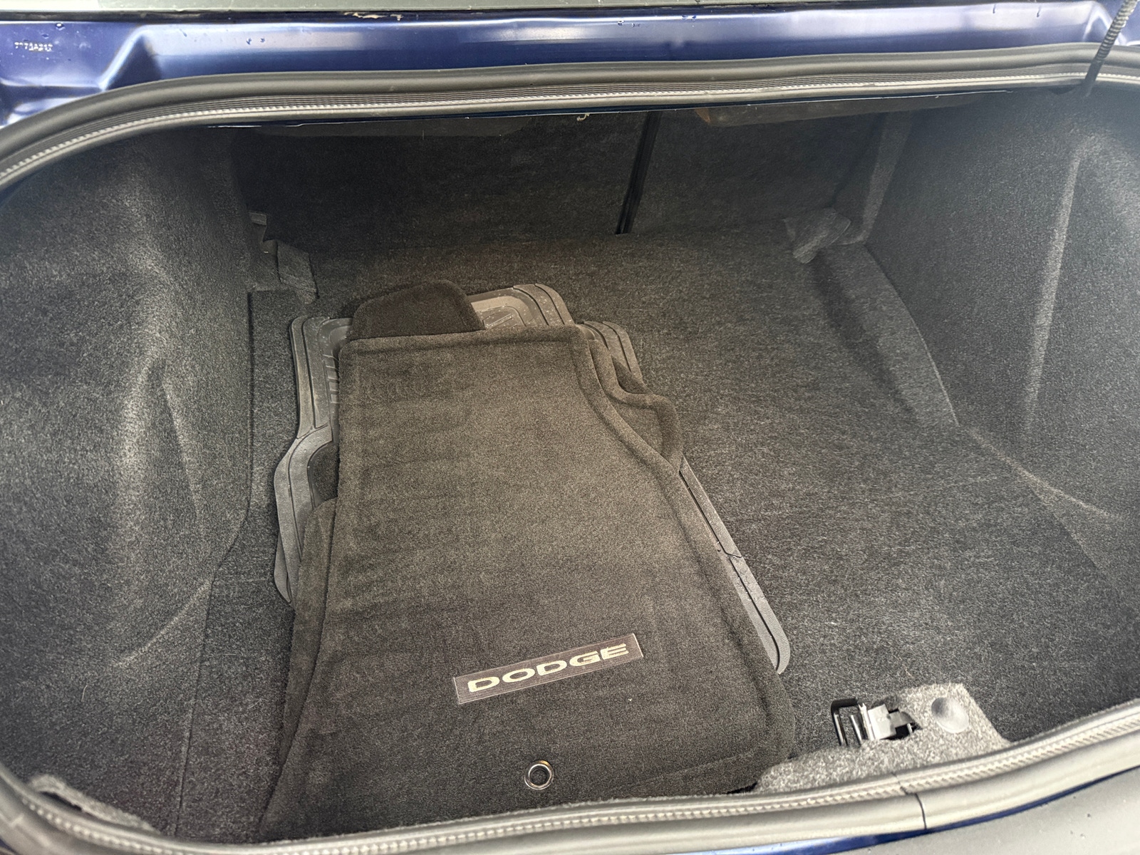 Thumbnail: 2014 Dodge Challenger - 5