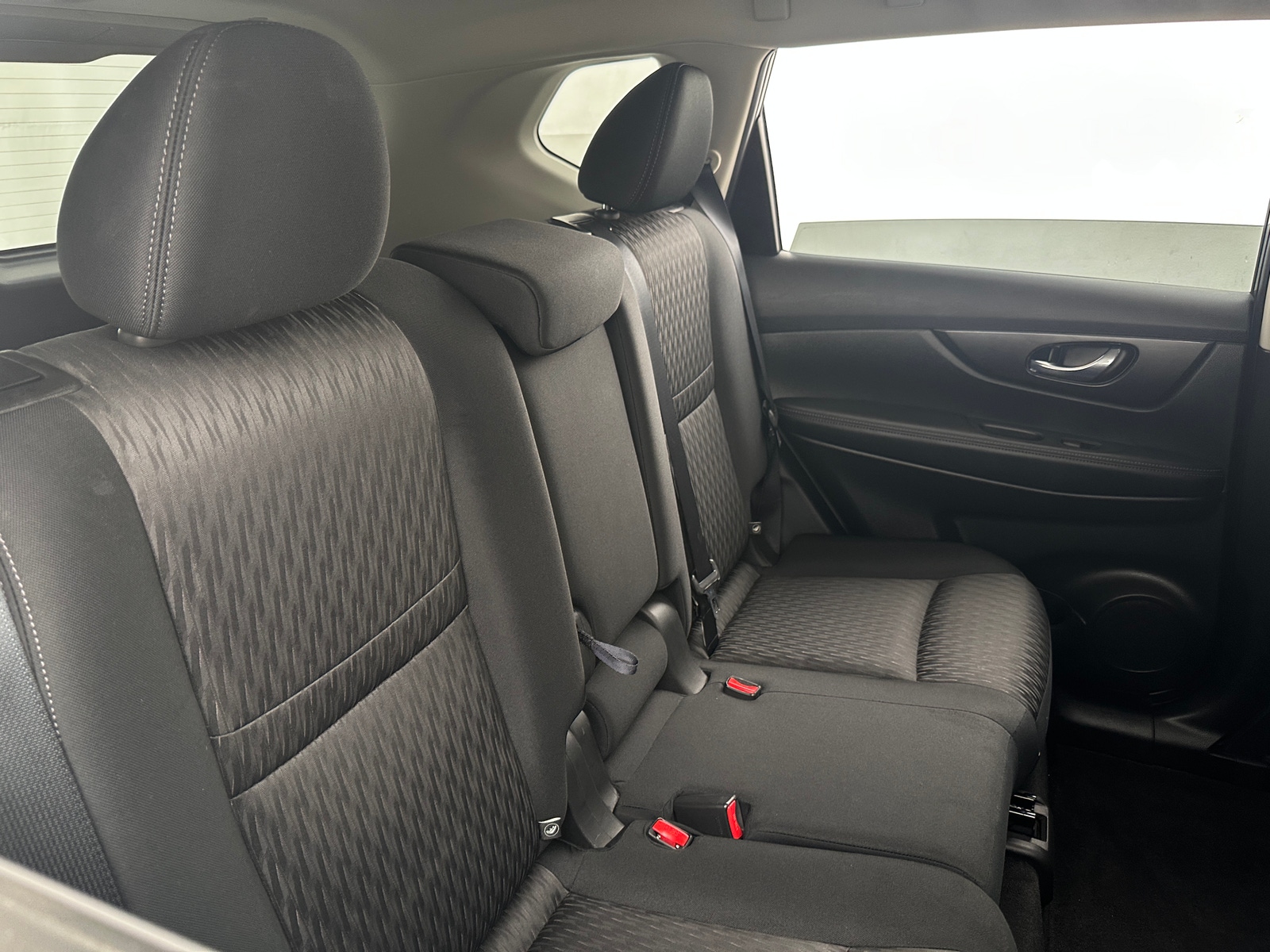 Thumbnail: 2018 Nissan Rogue - 6