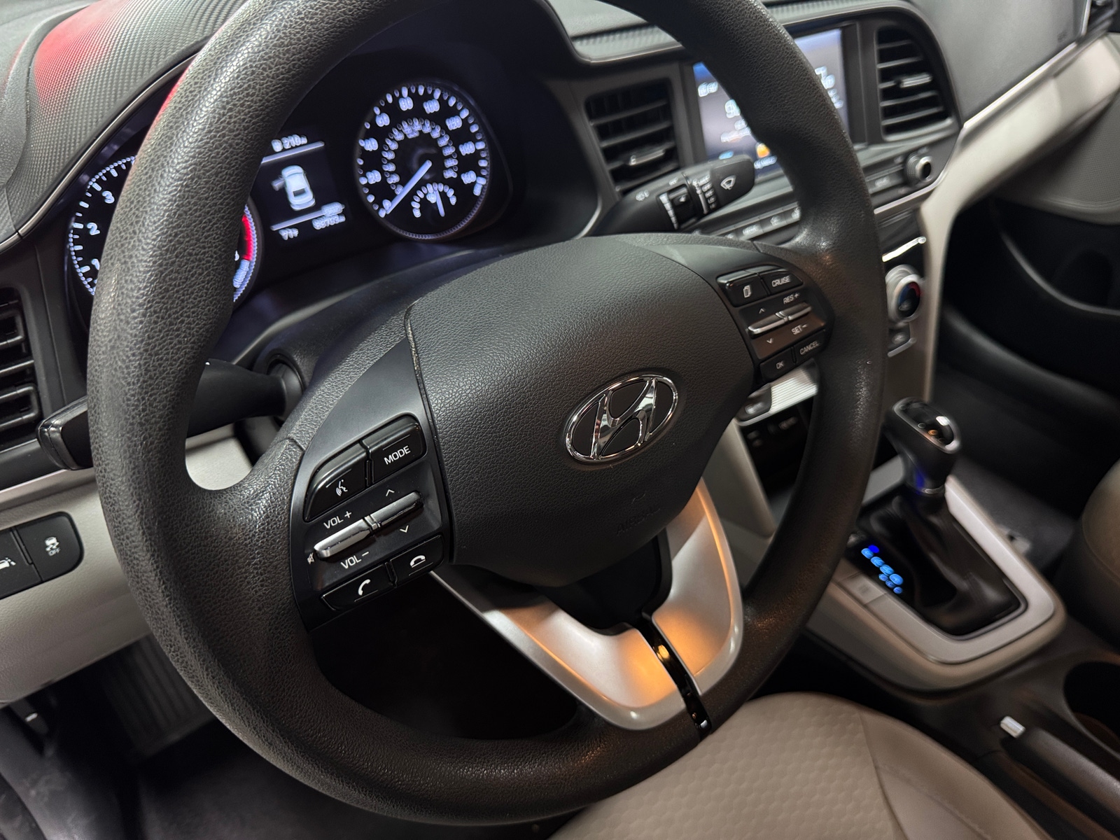 Thumbnail: 2019 Hyundai Elantra - 5