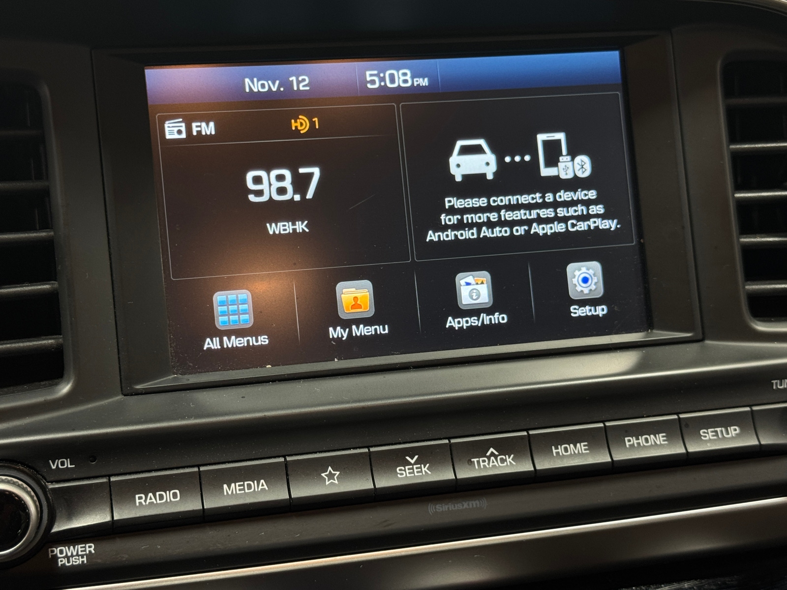 Thumbnail: 2019 Hyundai Elantra - 4