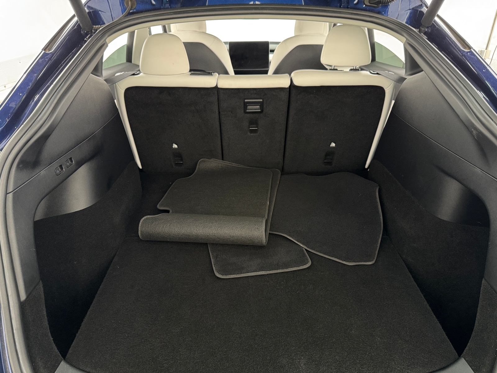 Thumbnail: 2022 Tesla Model Y - 6