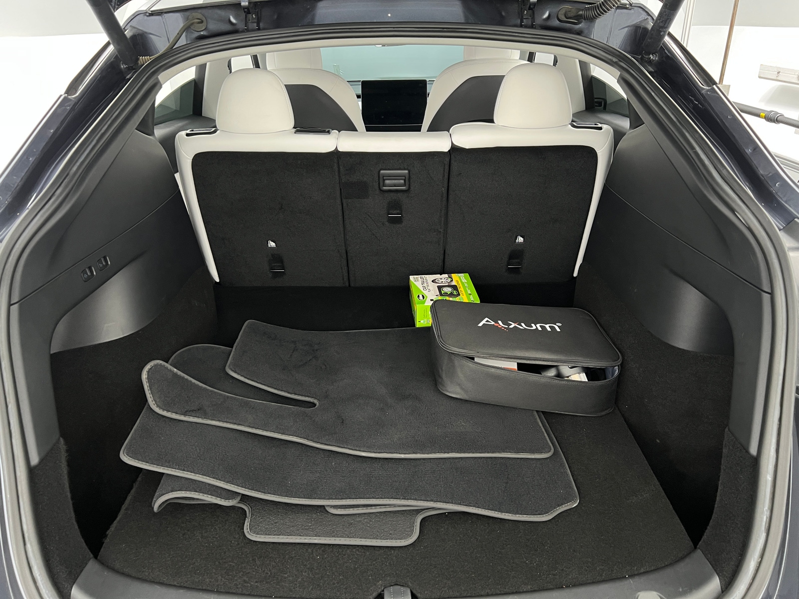 Thumbnail: 2022 Tesla Model Y - 6