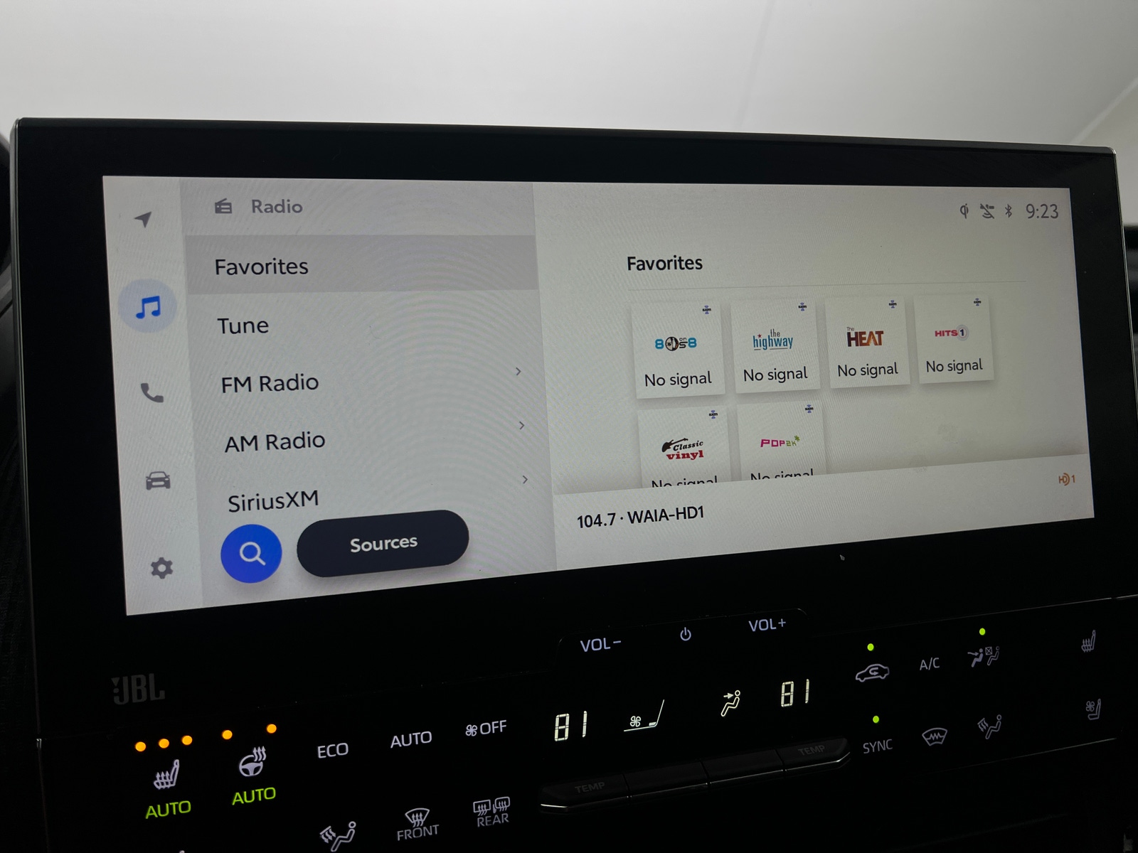 Thumbnail: 2023 Toyota bZ4X - 3