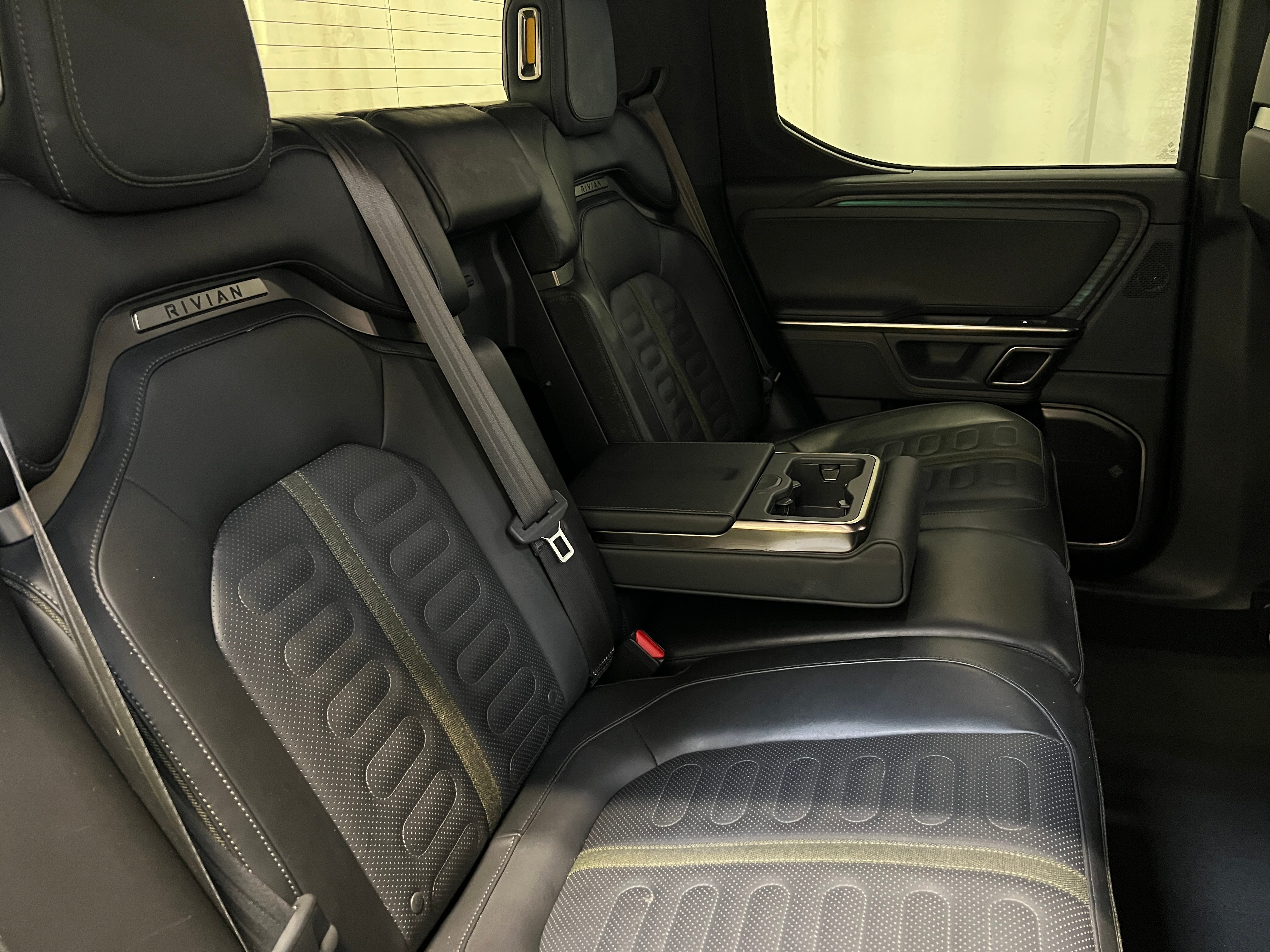 Used 2024 Rivian R1T Adventure with VIN 7FCTGBAA3RN033970 for sale in Auburn, WA