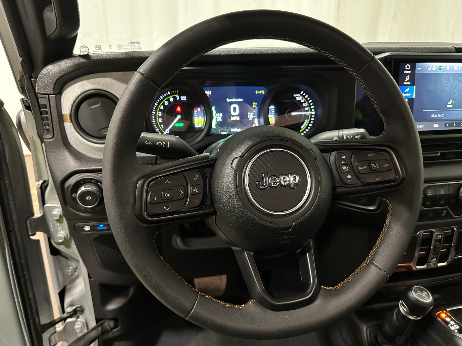 Thumbnail: 2024 Jeep Wrangler - 5