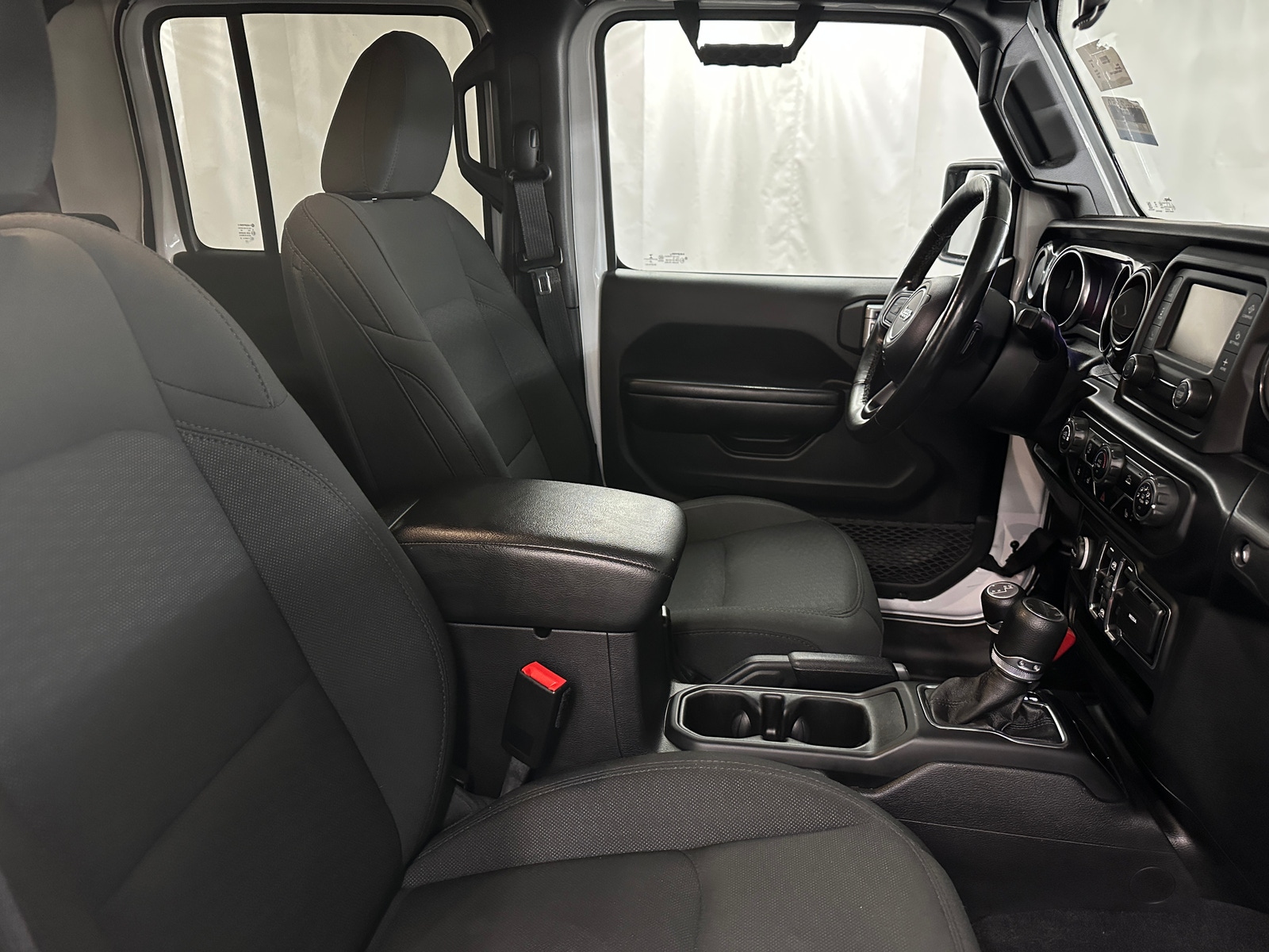 Thumbnail: 2020 Jeep Gladiator - 2