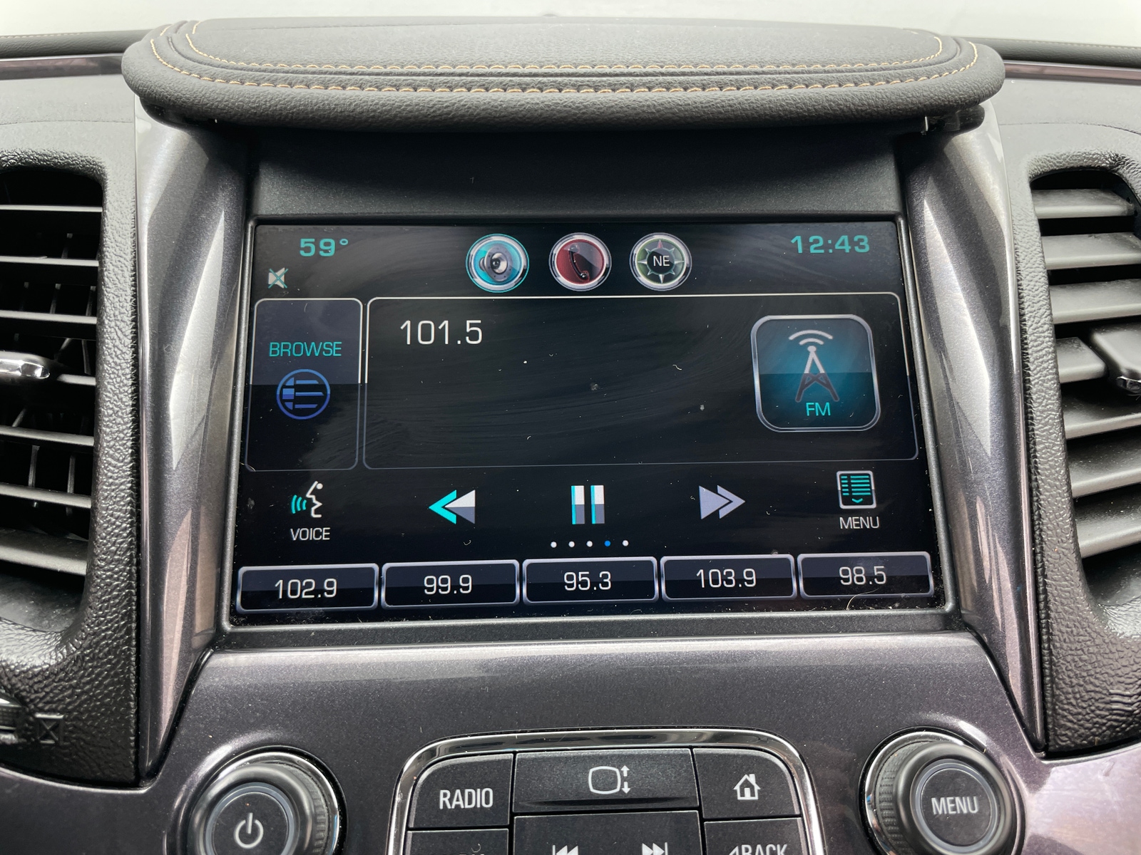 Thumbnail: 2015 Chevrolet Impala - 3