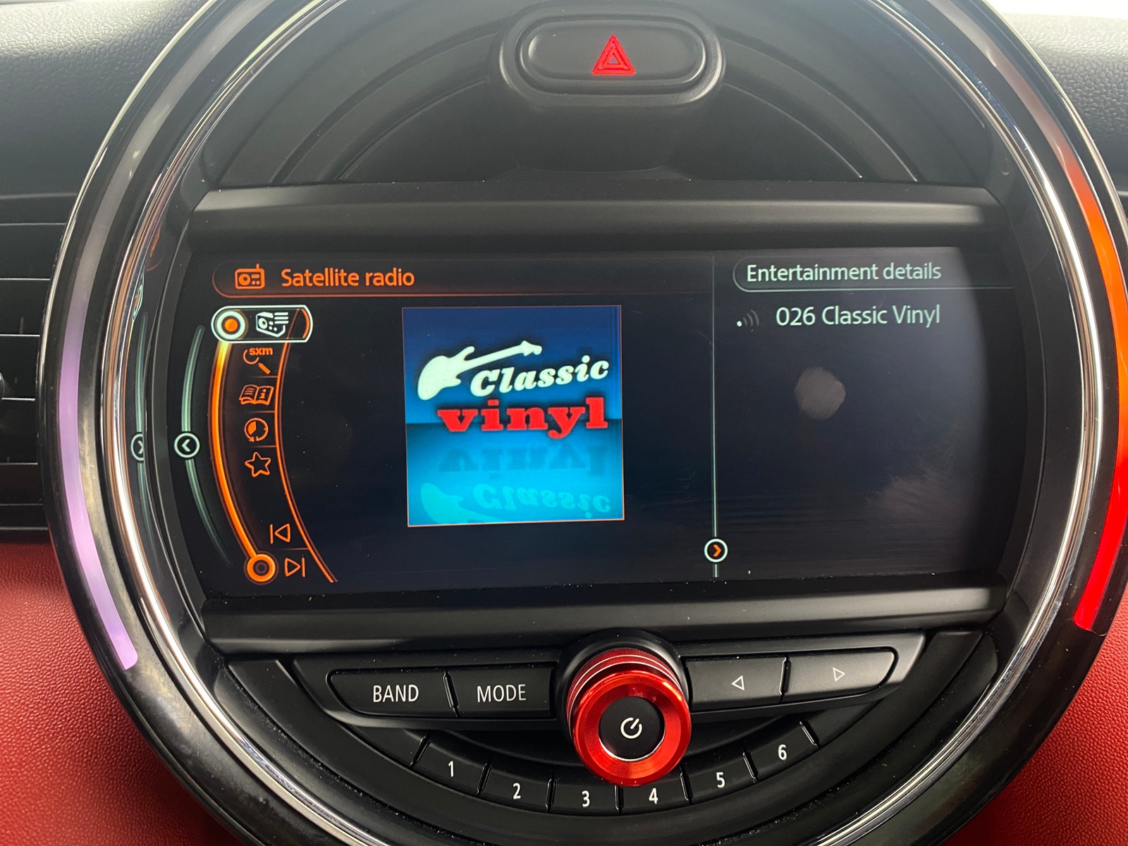 Thumbnail: 2018 MINI Cooper Hardtop - 3