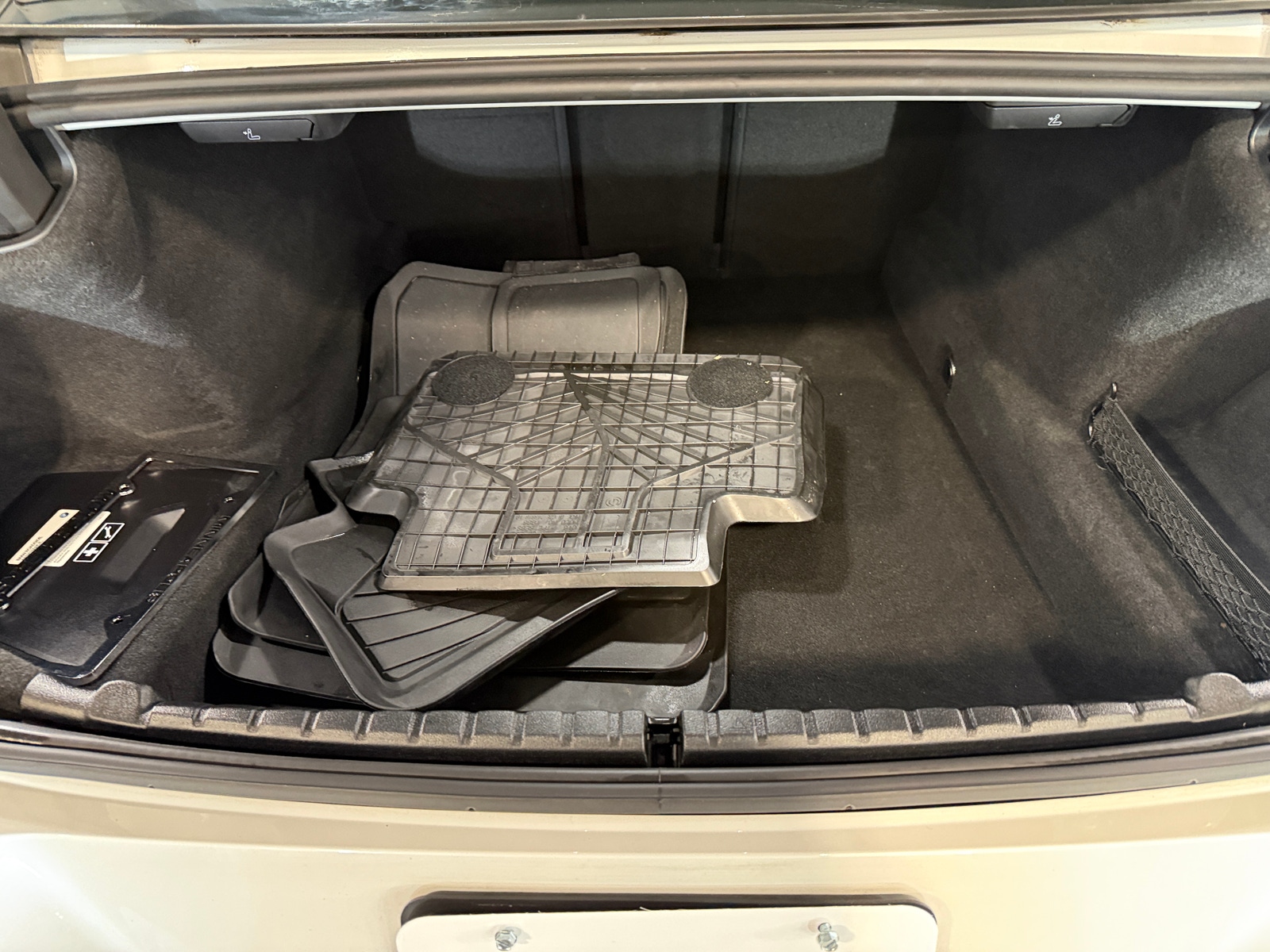 Thumbnail: 2022 BMW 8 Series - 6