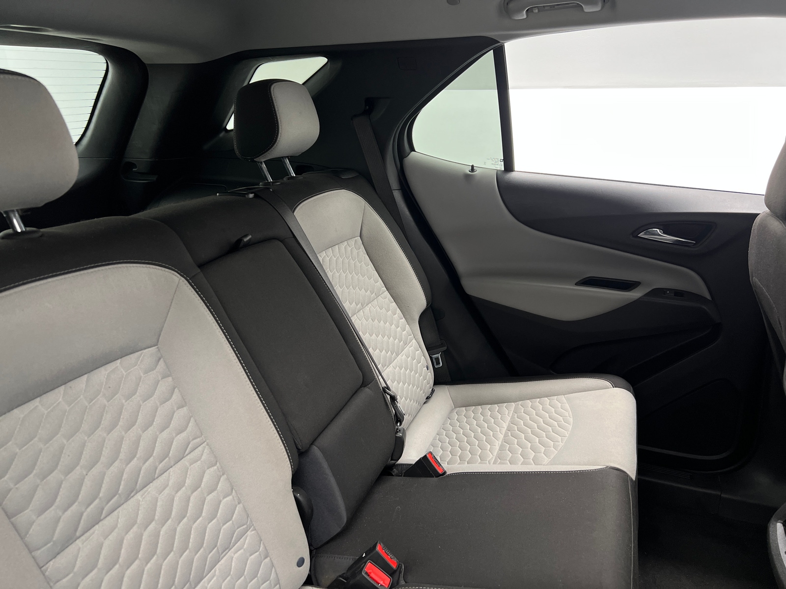 Thumbnail: 2021 Chevrolet Equinox - 6