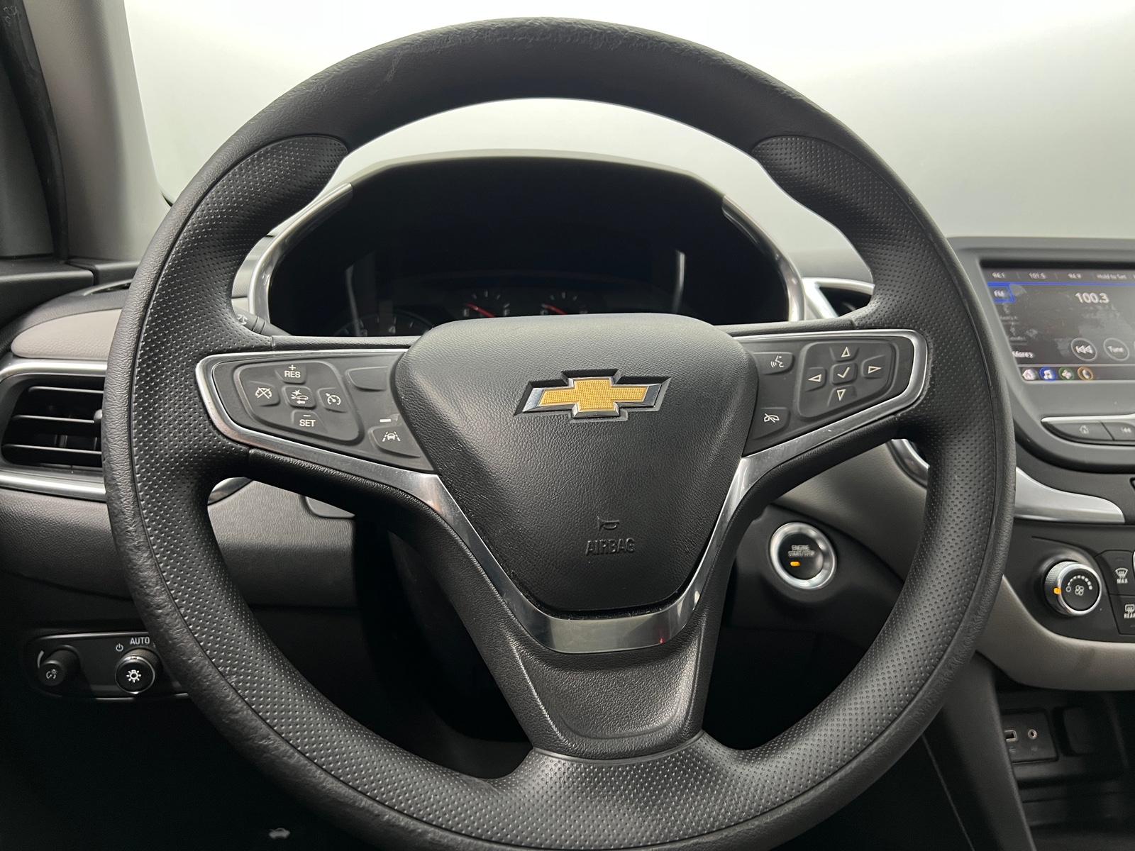 Thumbnail: 2021 Chevrolet Equinox - 5