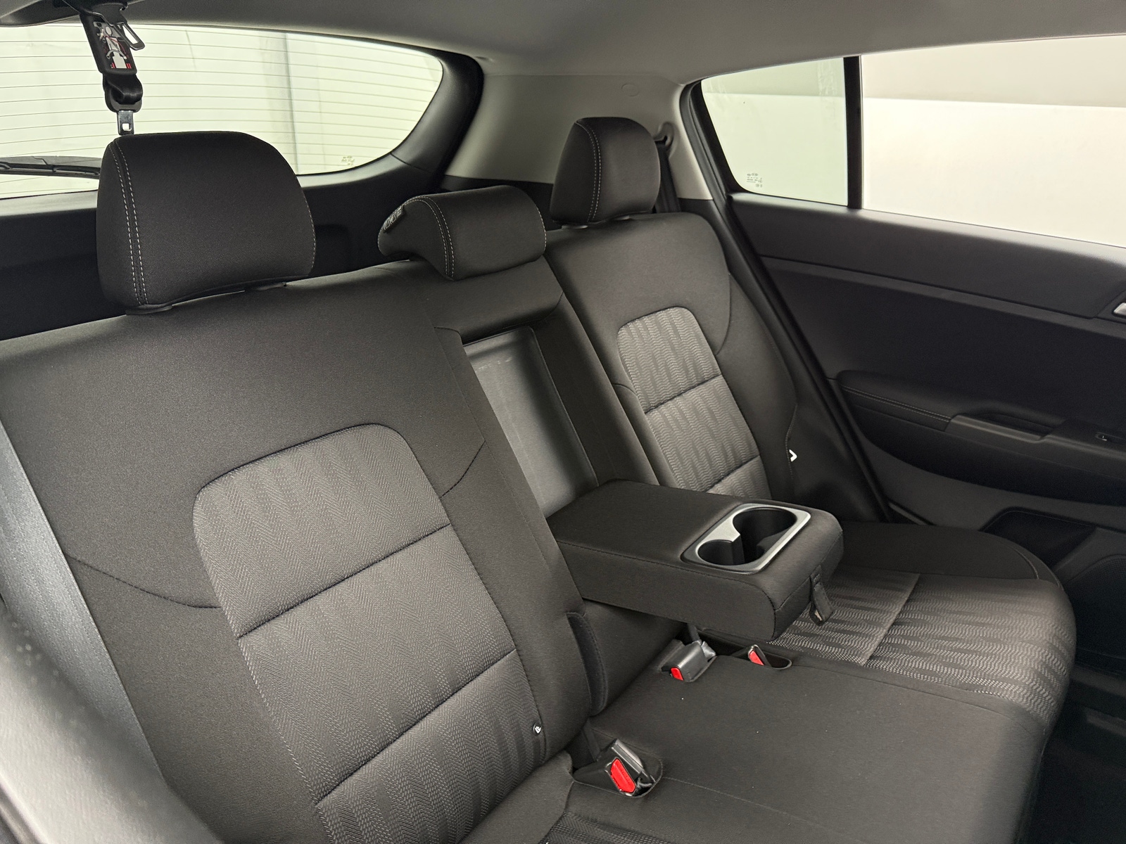 Thumbnail: 2020 Kia Sportage - 6