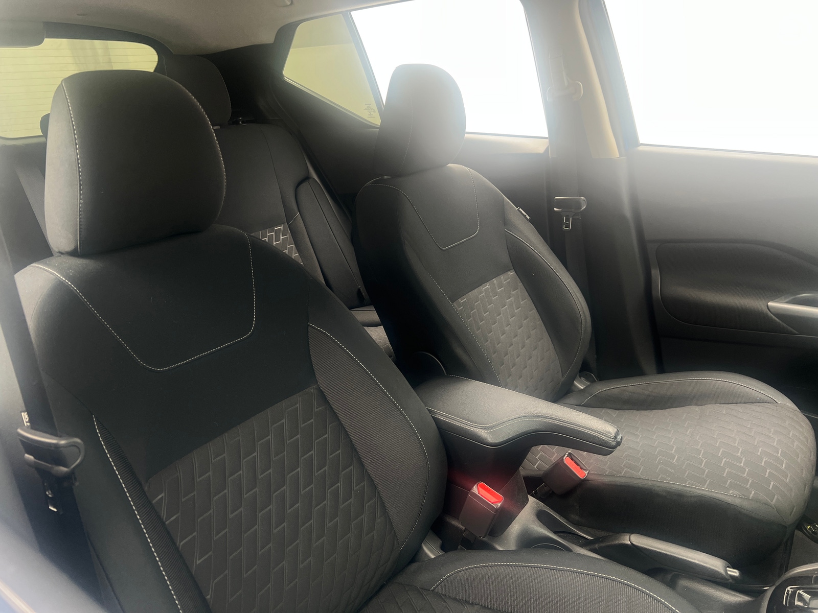 Thumbnail: 2022 Nissan Kicks - 2