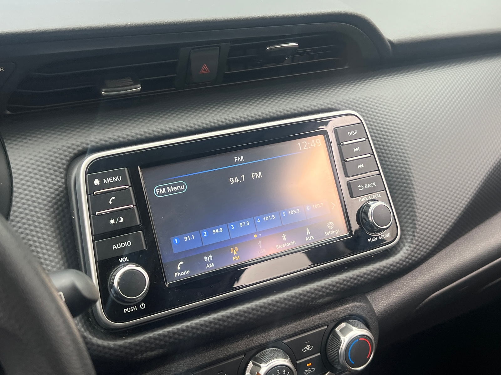 Thumbnail: 2022 Nissan Kicks - 4