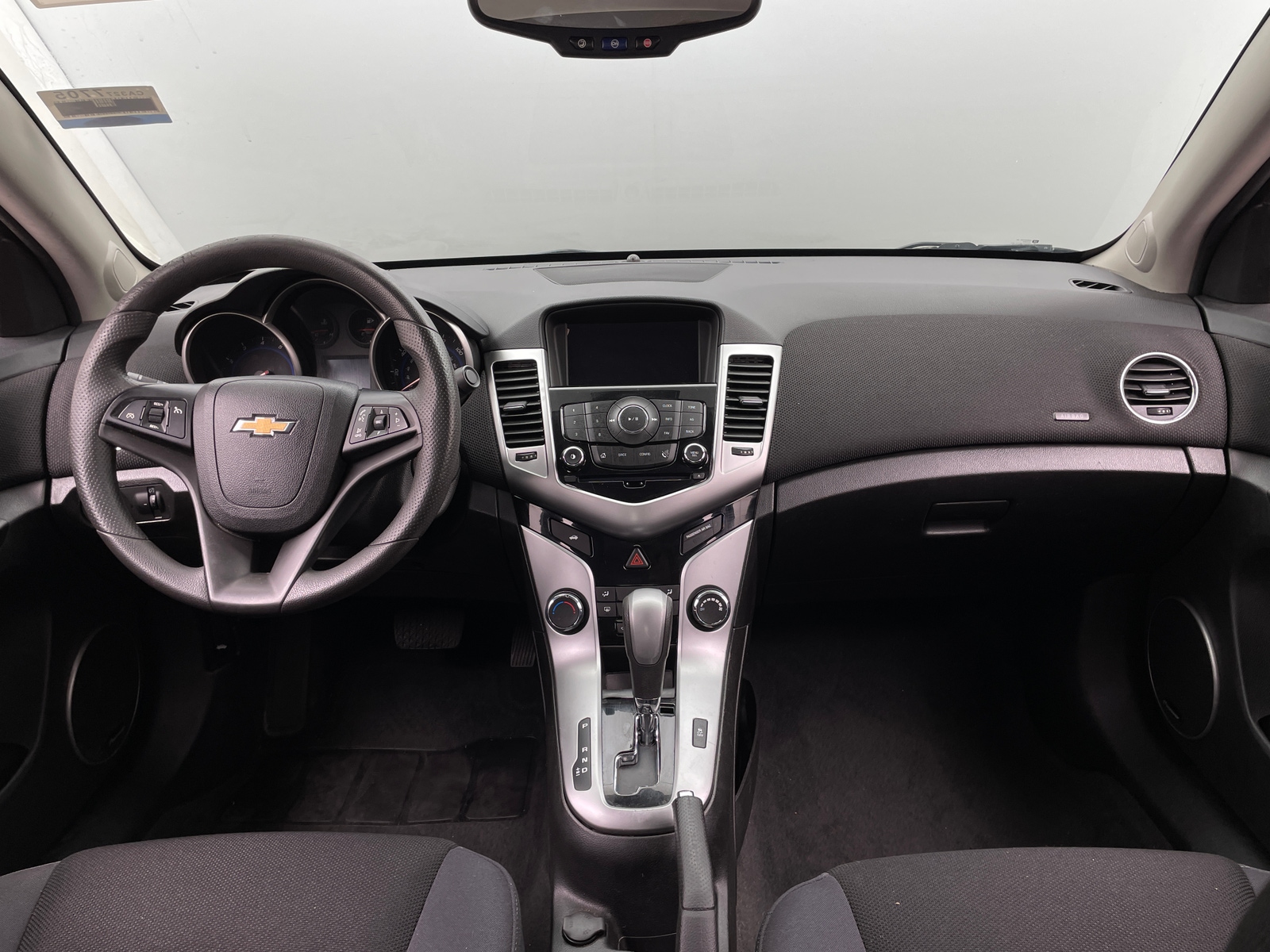 Thumbnail: 2016 Chevrolet Cruze - 3