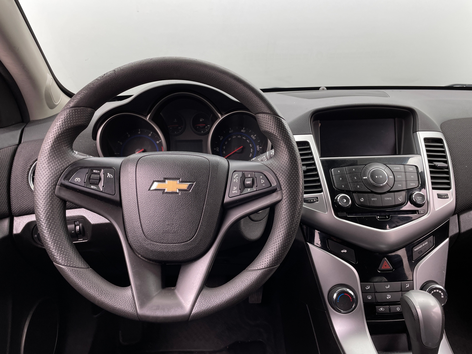 Thumbnail: 2016 Chevrolet Cruze - 5