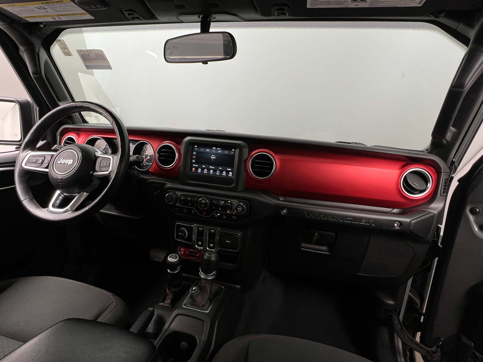 Thumbnail: 2019 Jeep Wrangler - 3