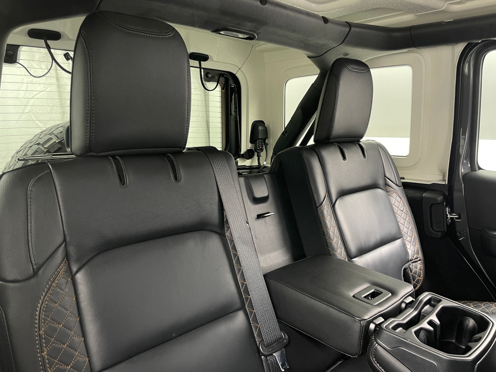 Thumbnail: 2021 Jeep Wrangler - 5