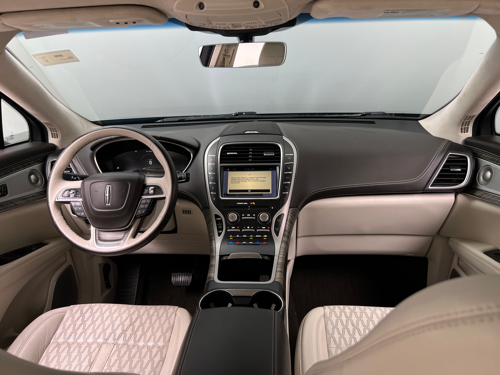 Thumbnail: 2019 Lincoln Nautilus - 2