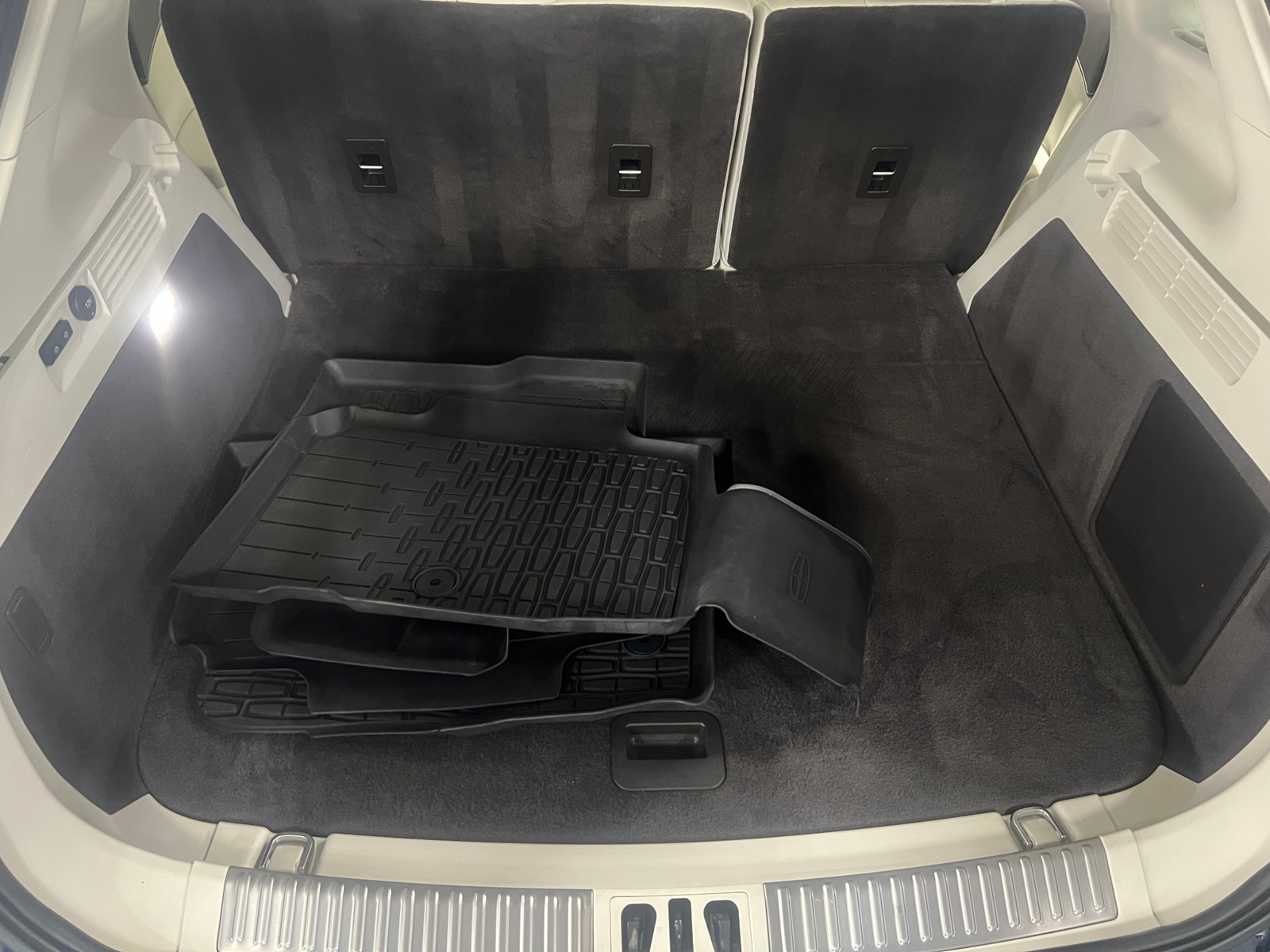 Thumbnail: 2019 Lincoln Nautilus - 6