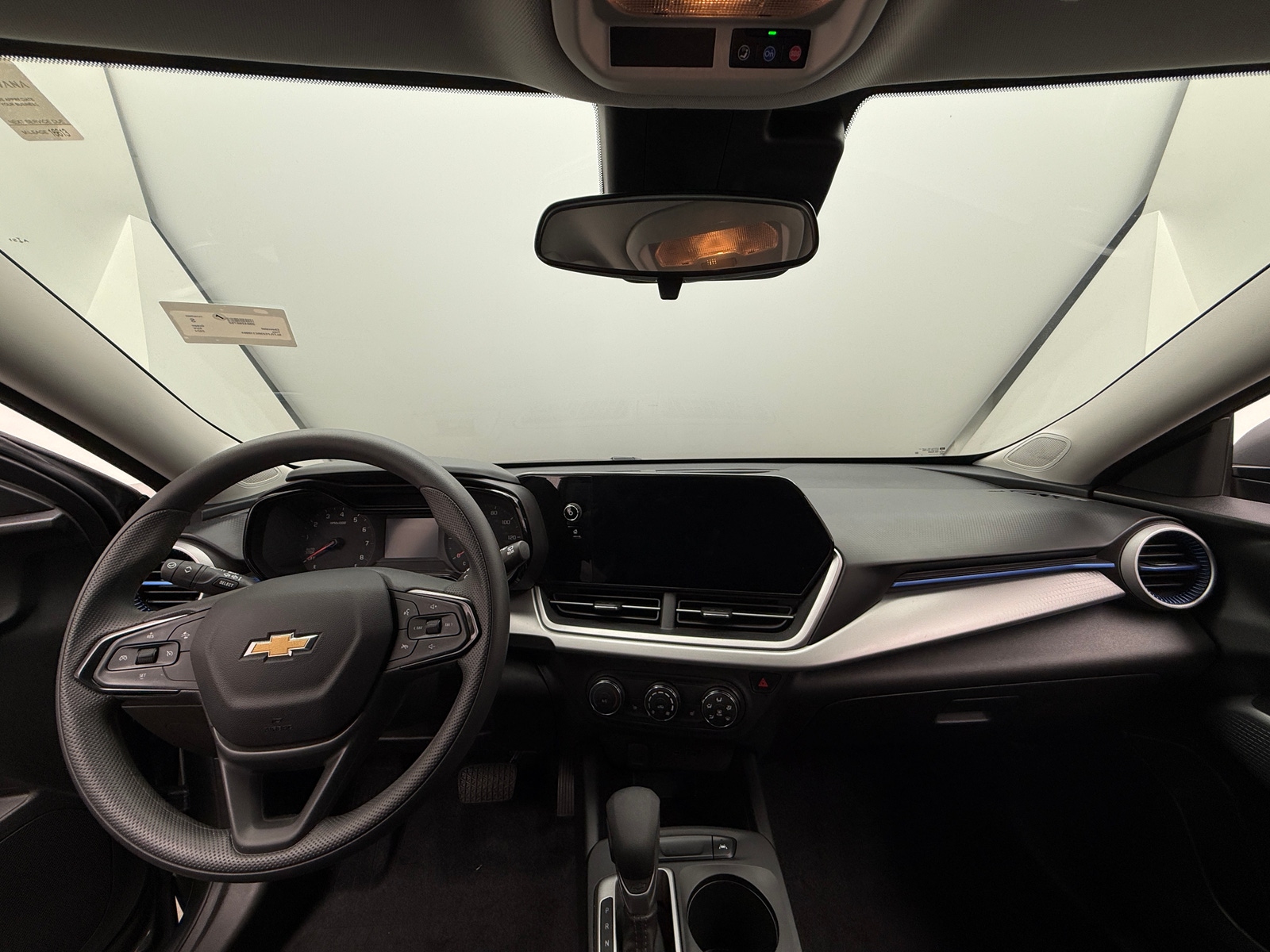 Thumbnail: 2024 Chevrolet Trax - 3