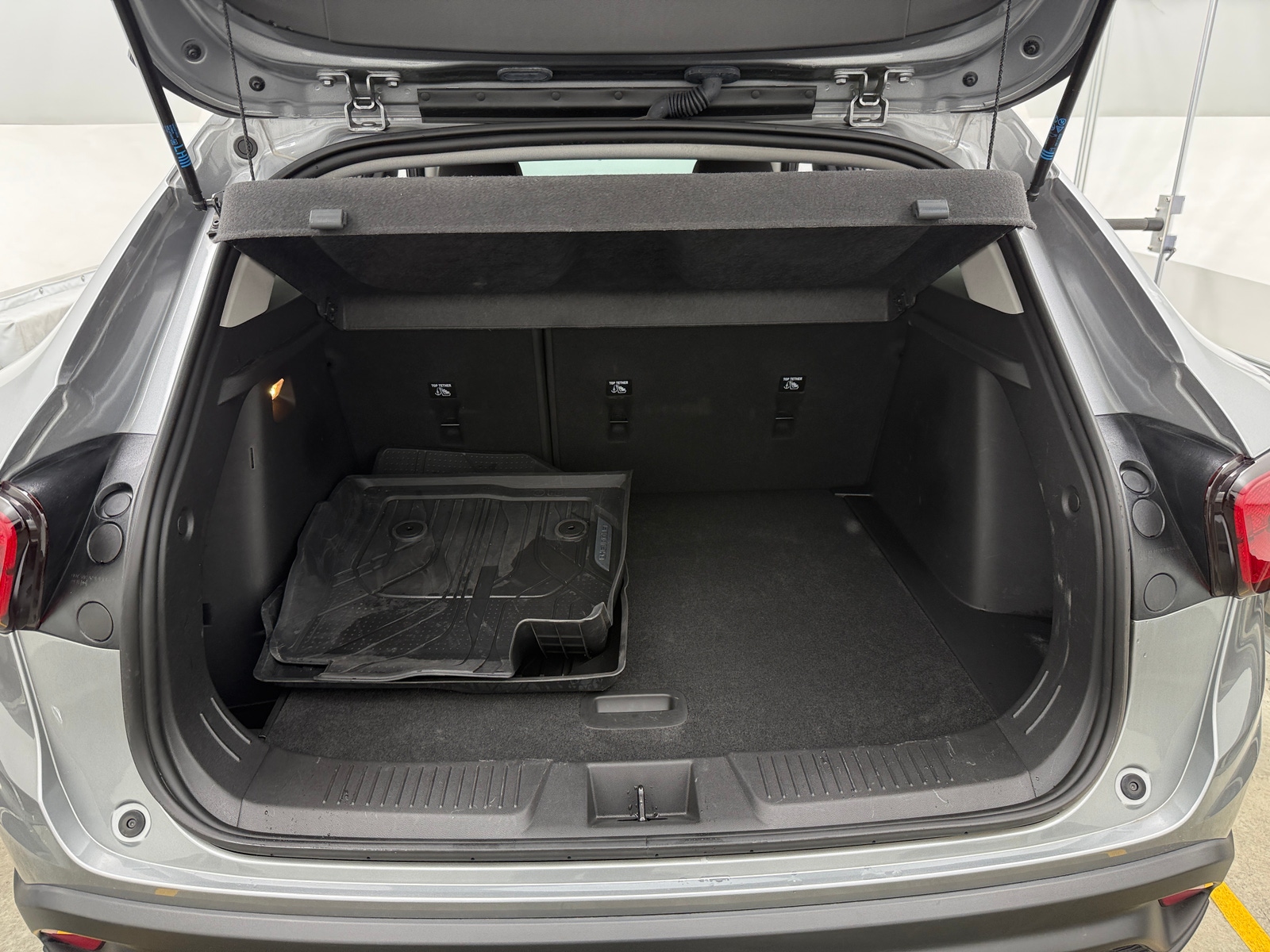 Thumbnail: 2024 Chevrolet Trax - 7