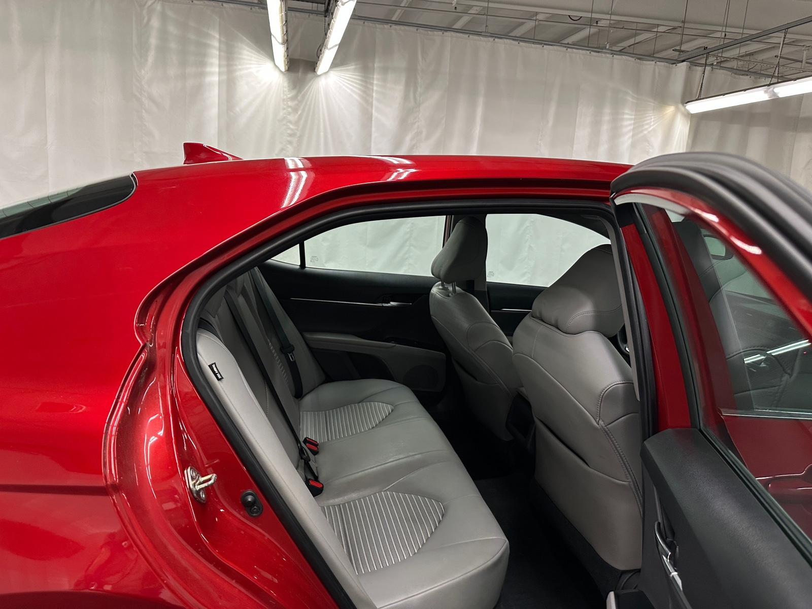 Thumbnail: 2020 Toyota Camry - 6