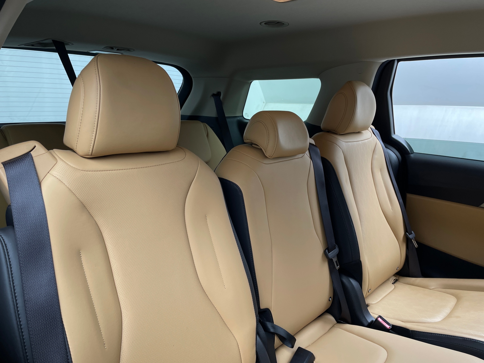 Thumbnail: 2023 Kia Carnival - 5