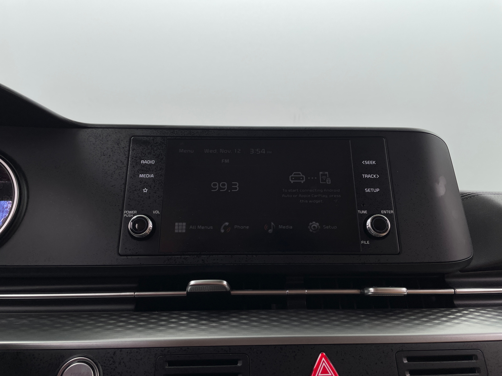 Thumbnail: 2023 Kia Carnival - 3