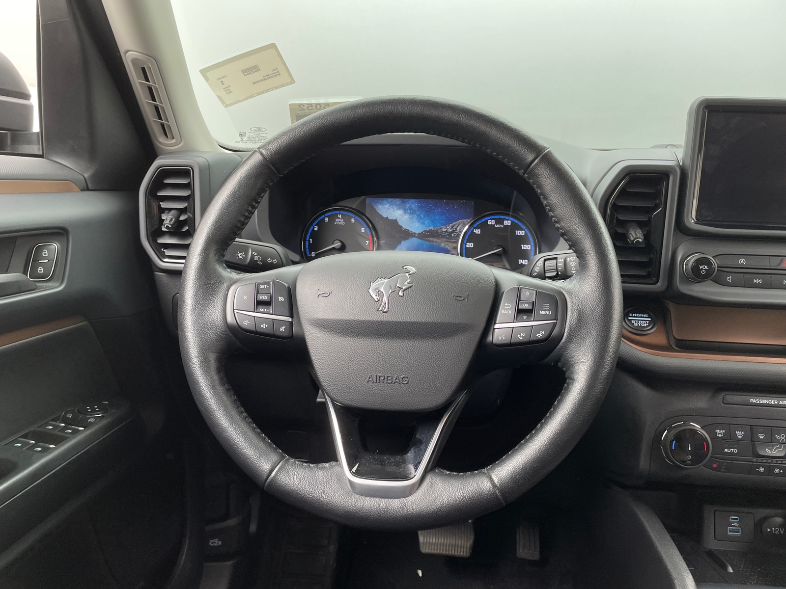 Thumbnail: 2022 Ford Bronco Sport - 4