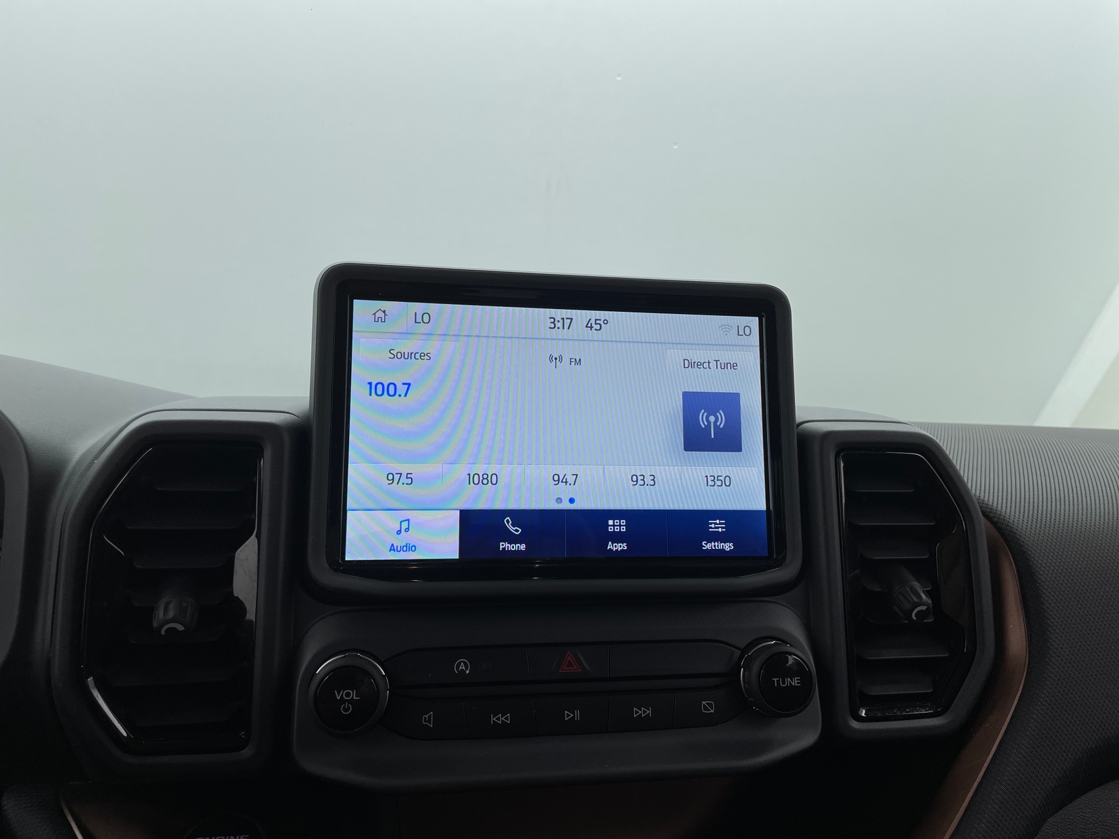 Thumbnail: 2022 Ford Bronco Sport - 3