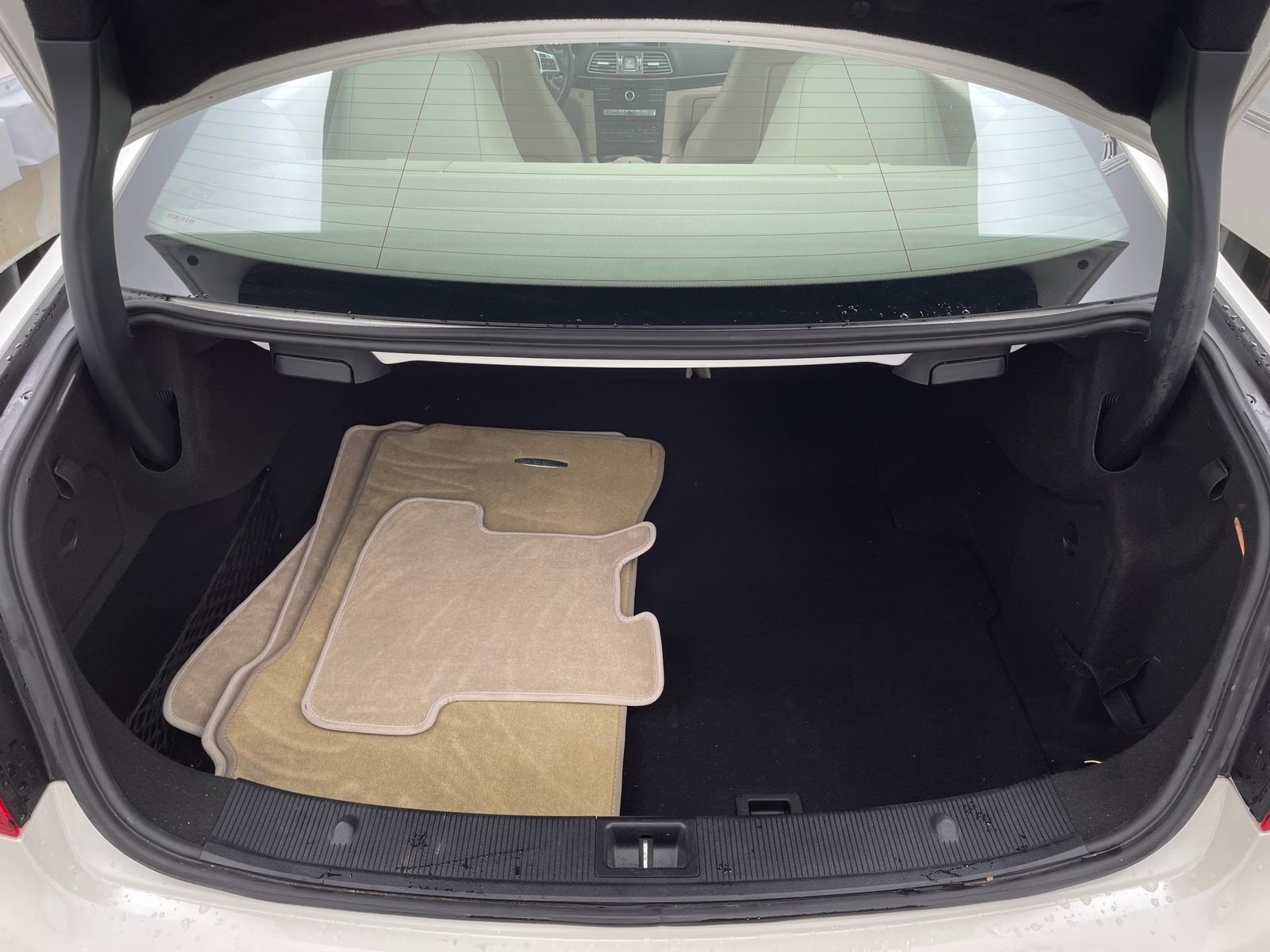 Thumbnail: 2017 Mercedes-Benz E-Class - 4