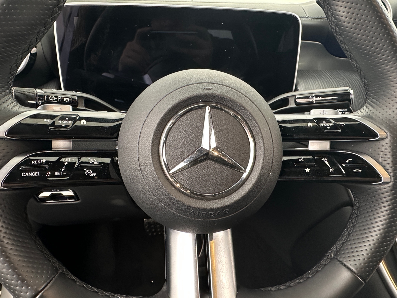 Thumbnail: 2025 Mercedes-Benz GLC - 4