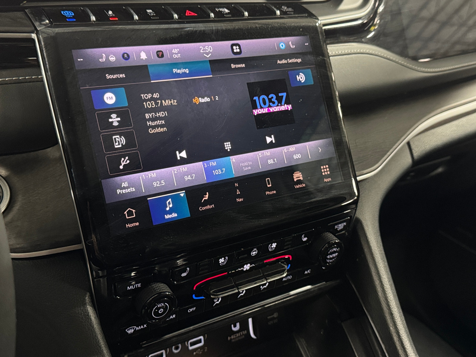 Thumbnail: 2023 Jeep Grand Cherokee - 3