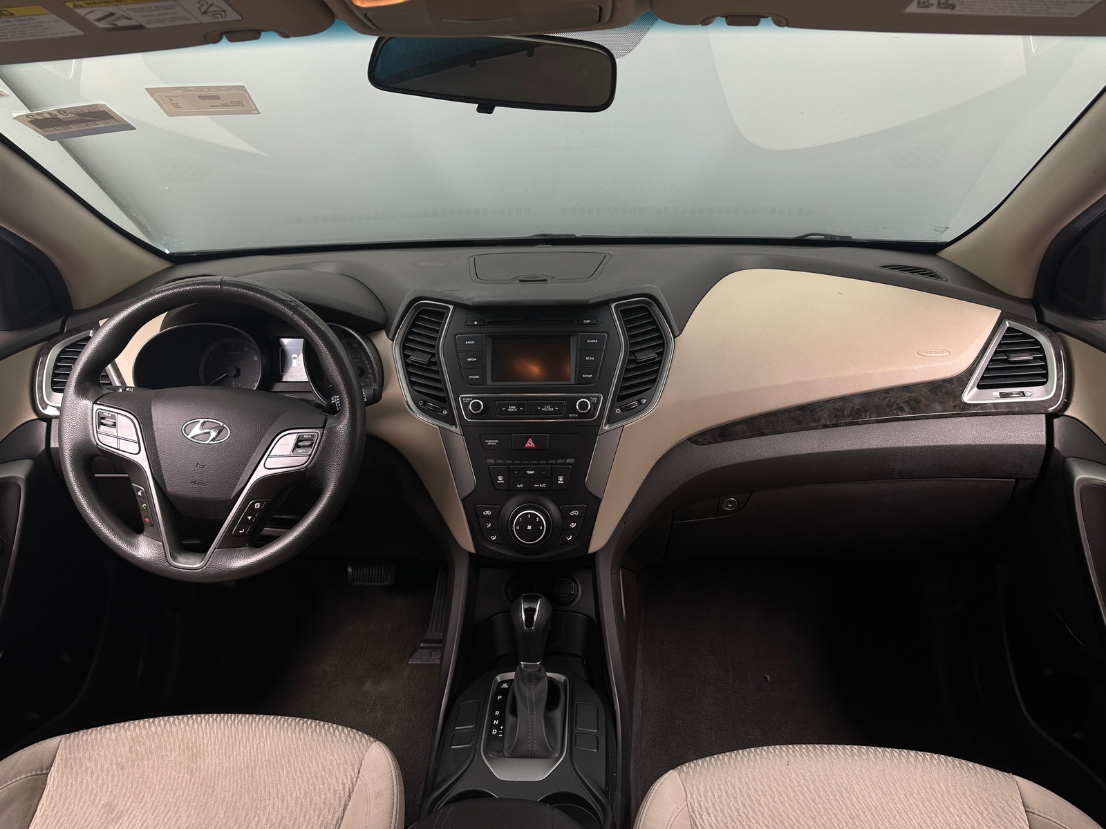 Thumbnail: 2017 Hyundai Santa Fe - 3