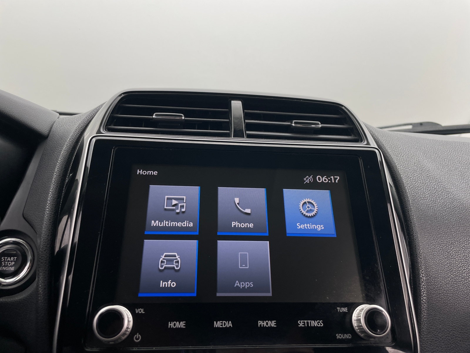 Thumbnail: 2021 Mitsubishi Outlander Sport - 4