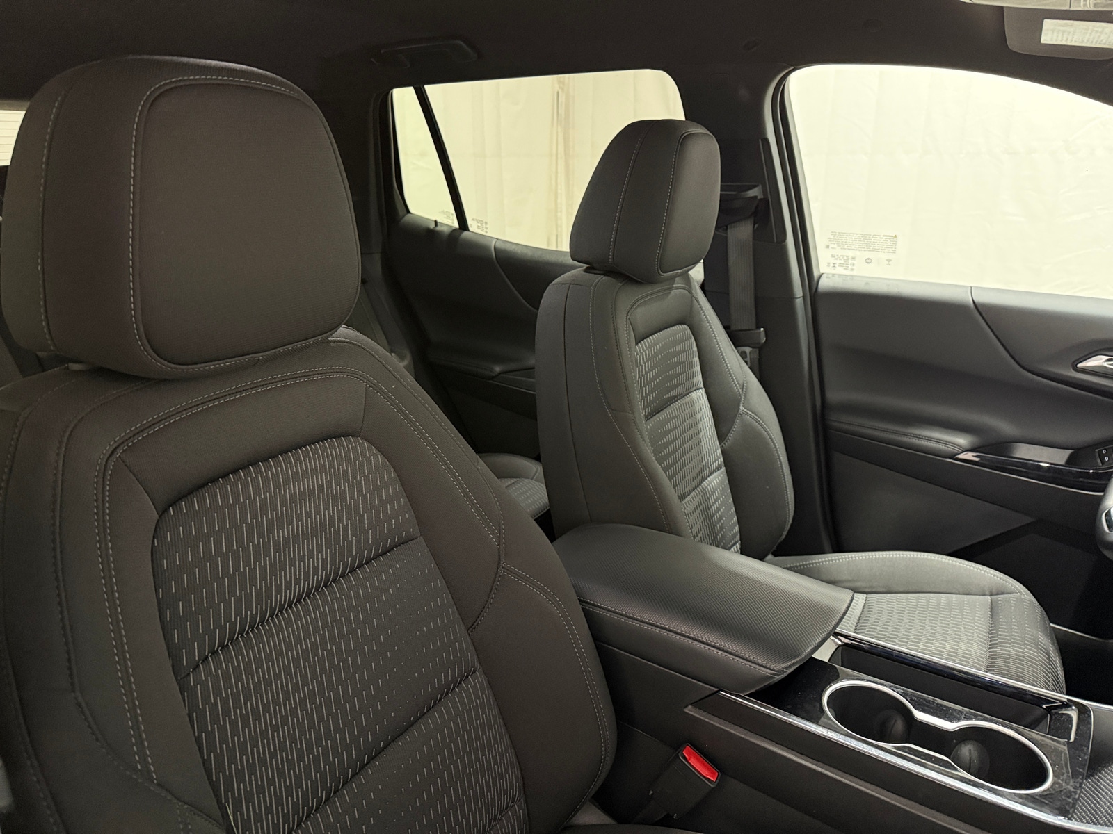 Thumbnail: 2025 Chevrolet Equinox - 2