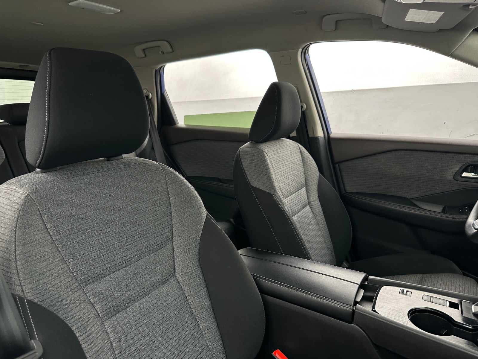 Thumbnail: 2023 Nissan Rogue - 2