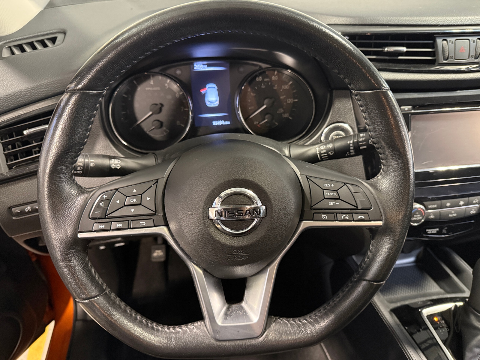 Thumbnail: 2017 Nissan Rogue Sport - 4