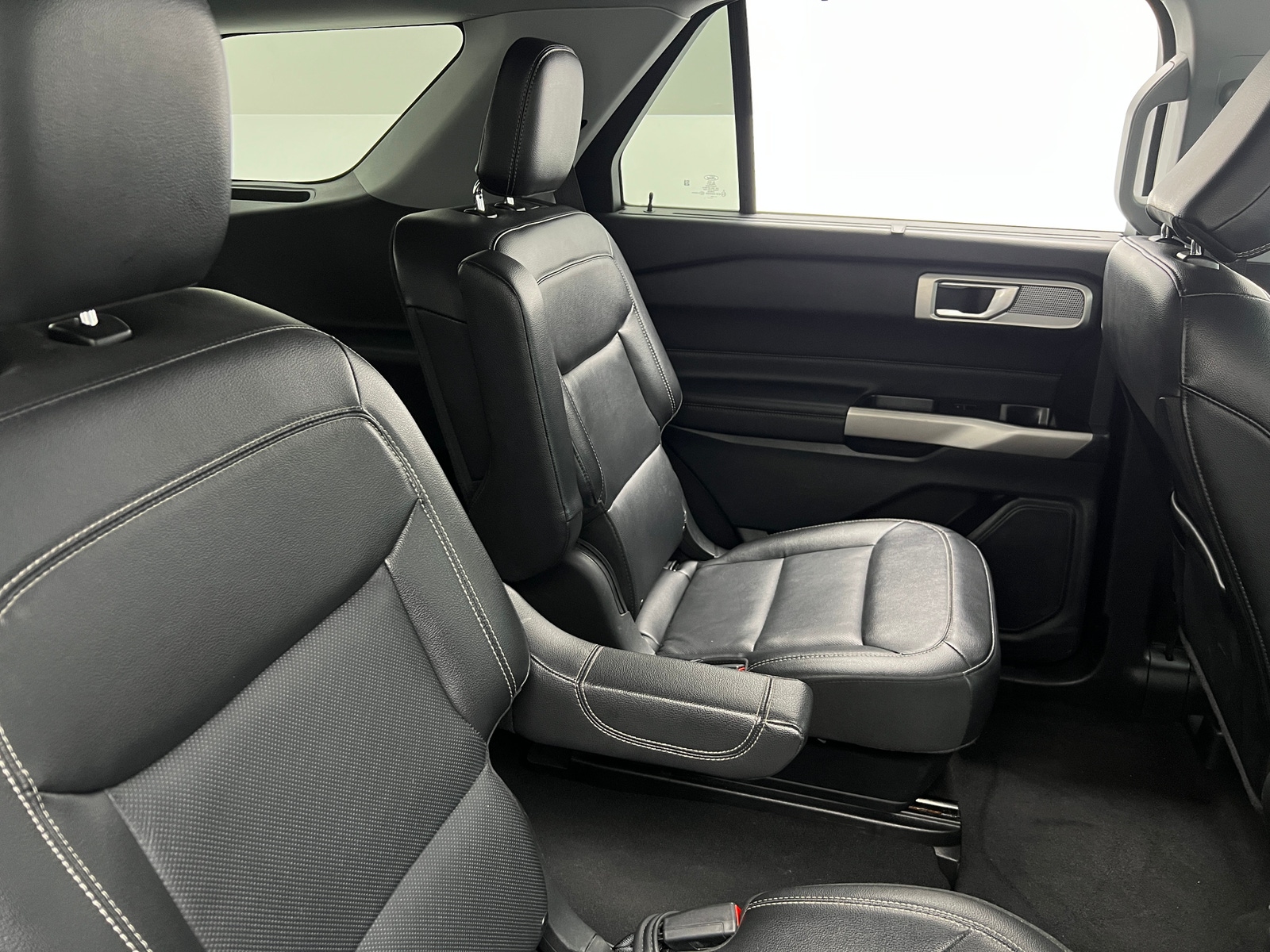 Thumbnail: 2023 Ford Explorer - 5