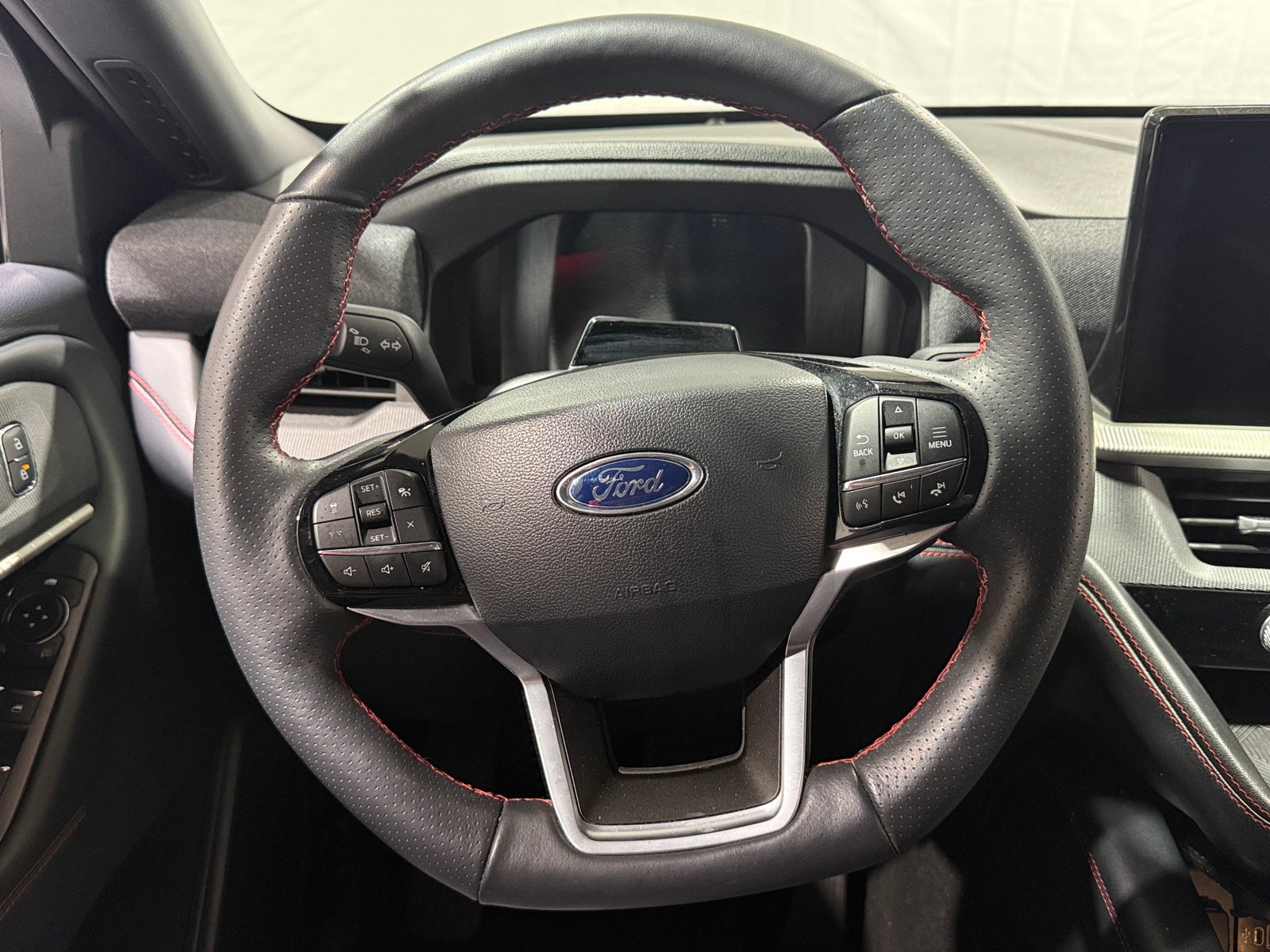 Thumbnail: 2025 Ford Explorer - 4