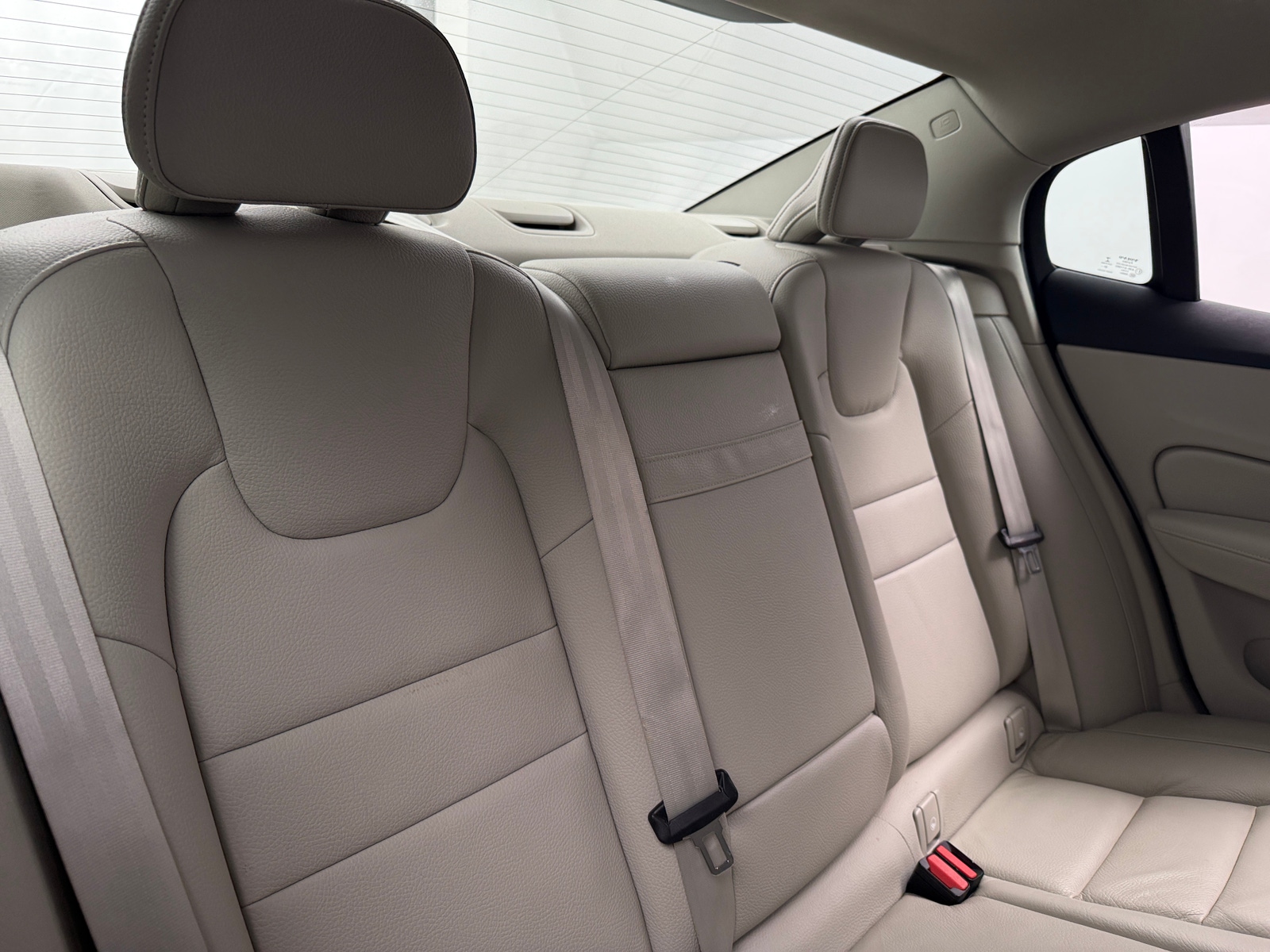 Thumbnail: 2022 Volvo S60 - 5