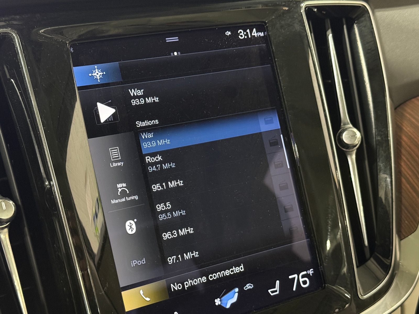 Thumbnail: 2022 Volvo S60 - 3