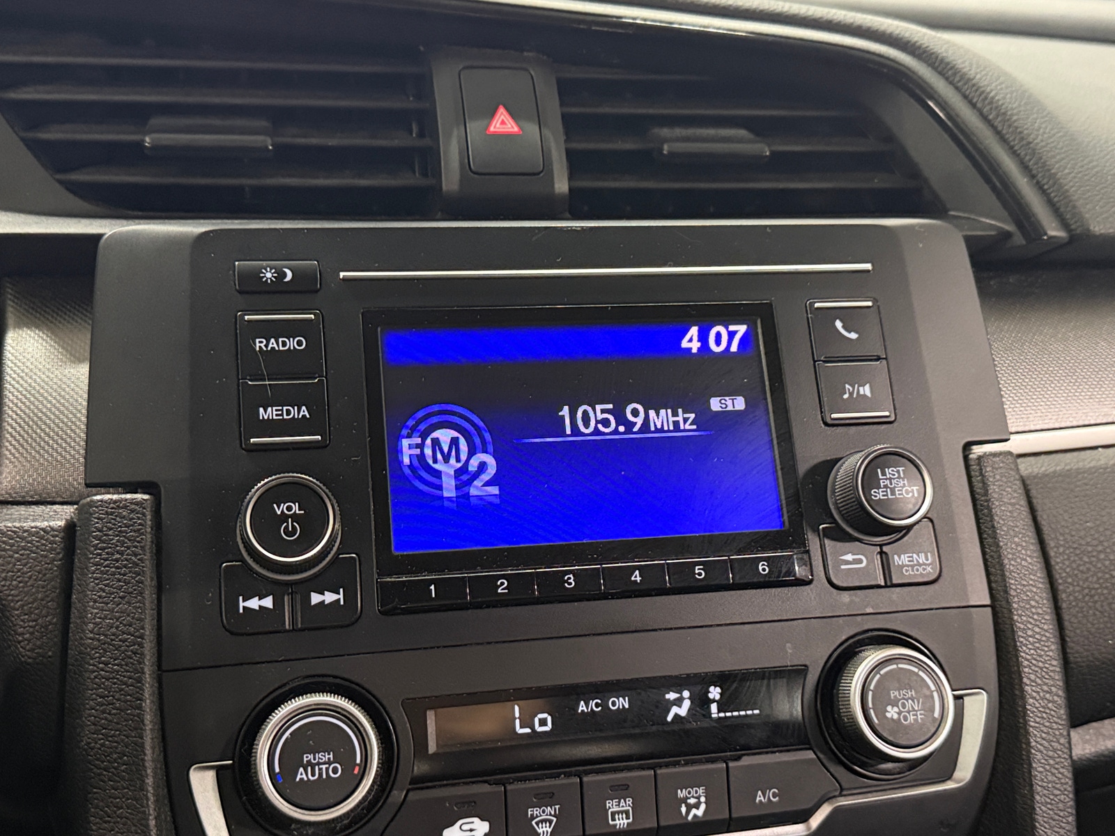 Thumbnail: 2018 Honda Civic - 4