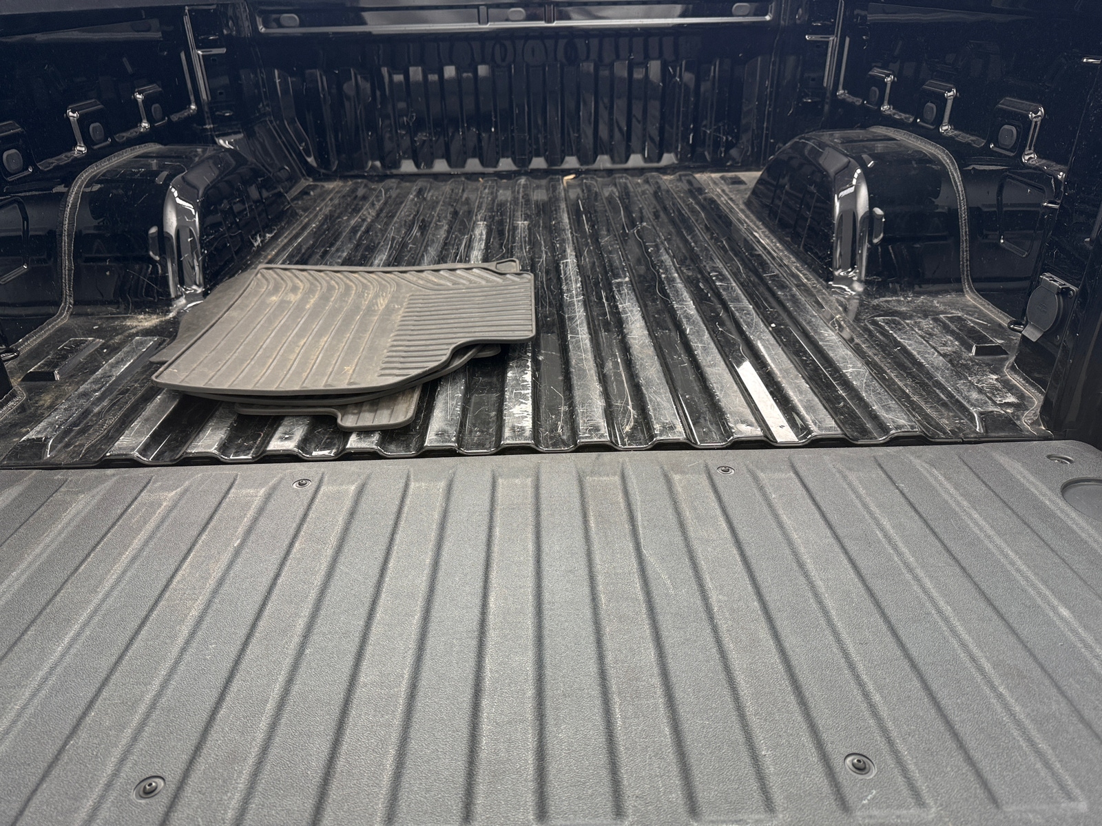 Thumbnail: 2024 GMC Sierra 1500 - 7