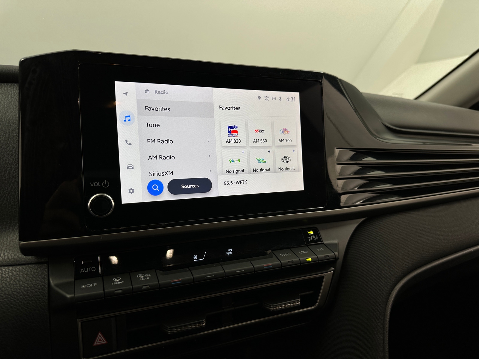 Thumbnail: 2025 Toyota Camry - 4