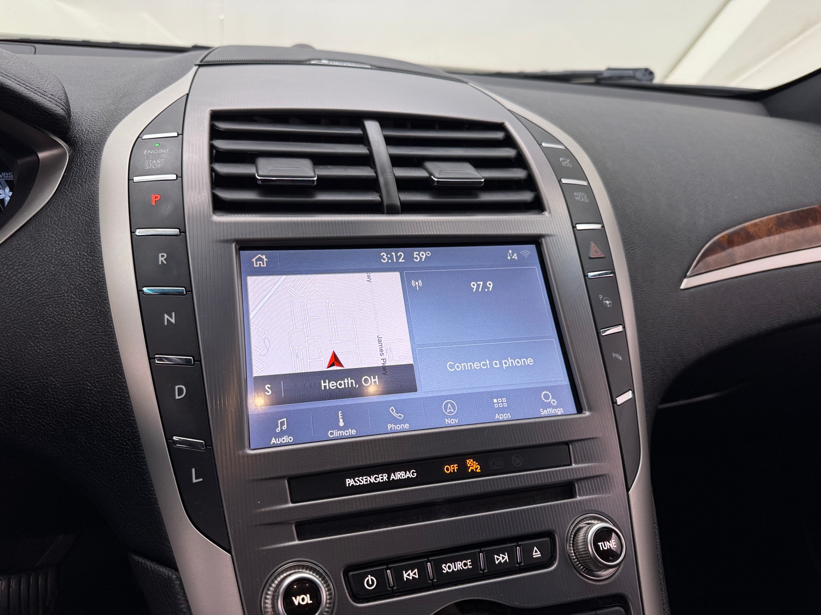 Thumbnail: 2020 Lincoln MKZ - 3