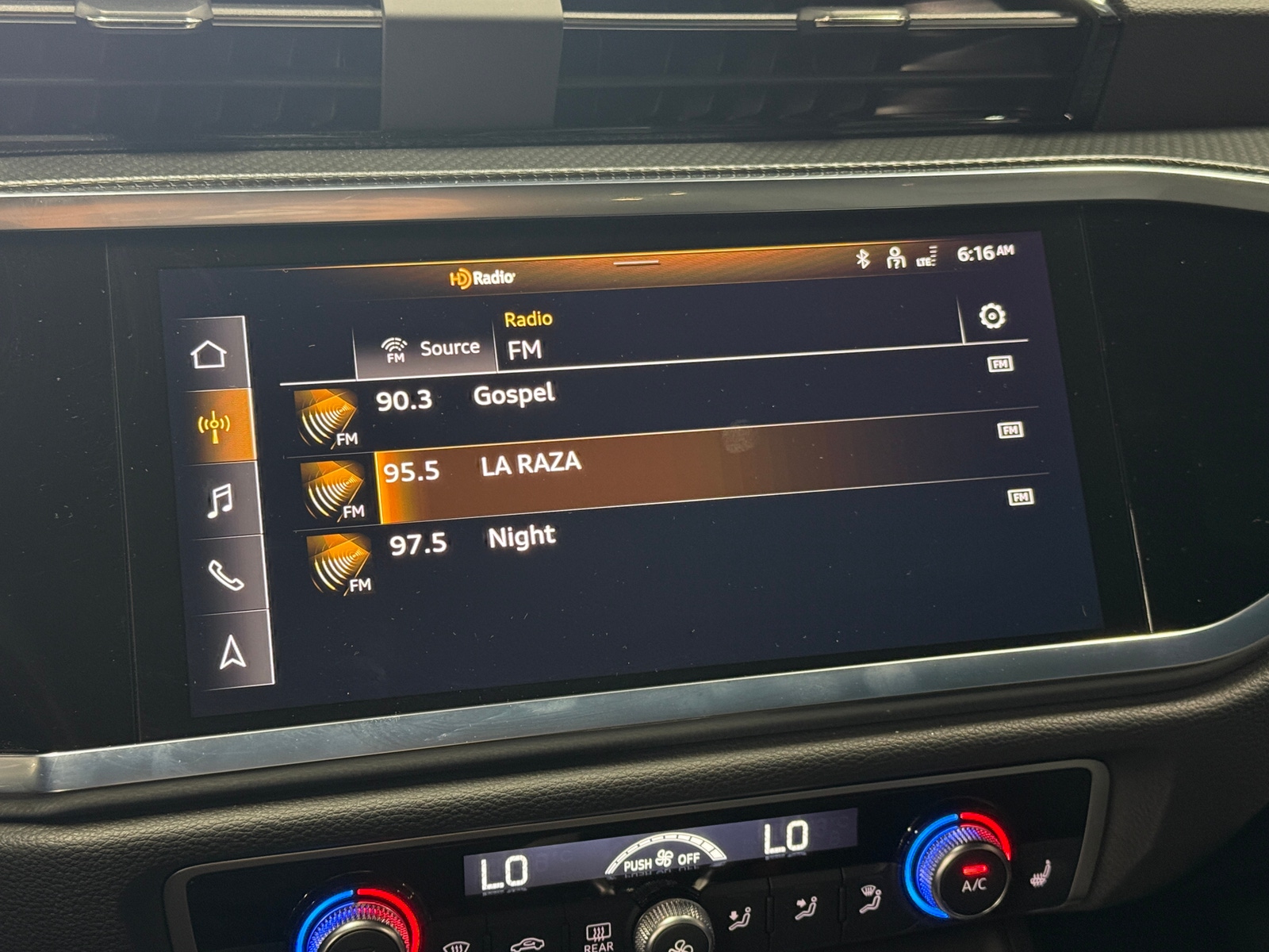 Thumbnail: 2023 Audi Q3 - 3