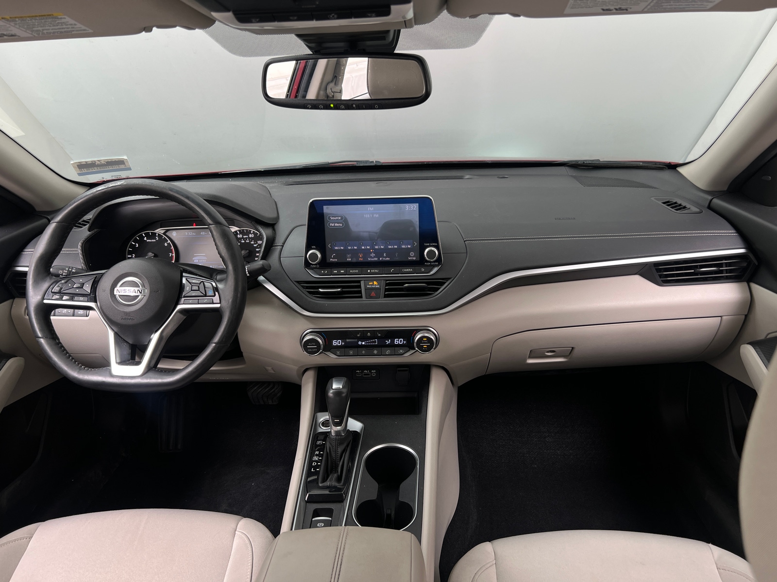 Thumbnail: 2019 Nissan Altima - 3